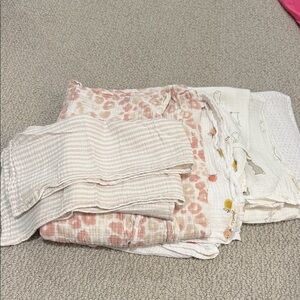 Pehr Set of Baby Muslin Swaddle Blankets